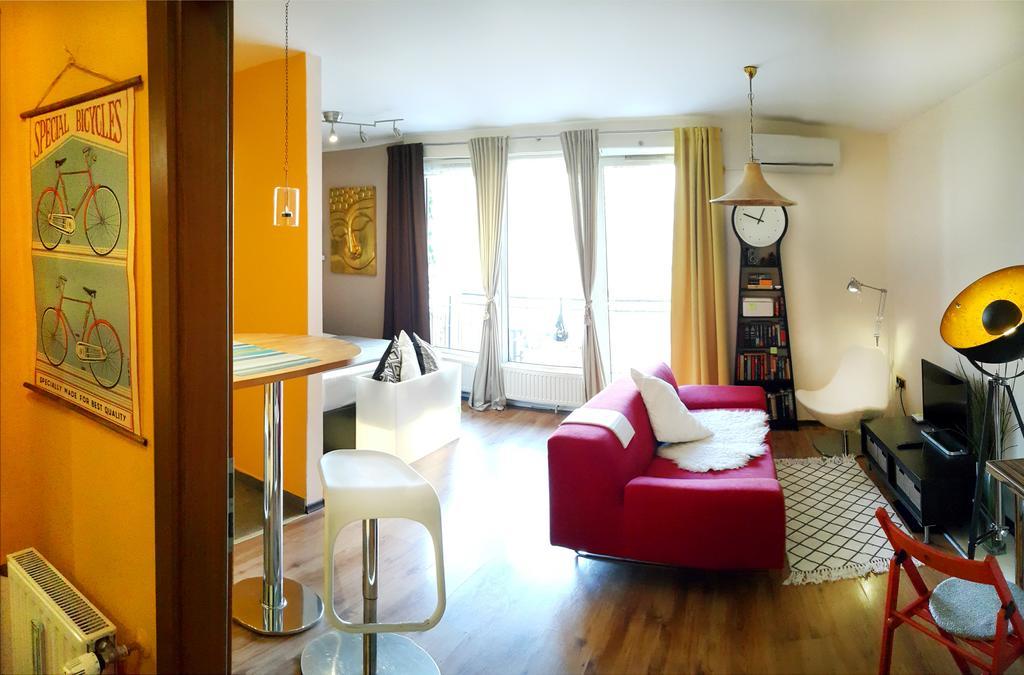 Inspirarta Studio Apartment Budapest Bagian luar foto